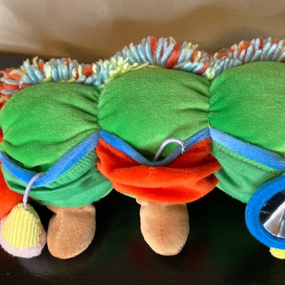 Vintage 2005 Eric Carle The Very Hungry Caterpillar 19" Plush Toy with Foods - Picture 9 of 9